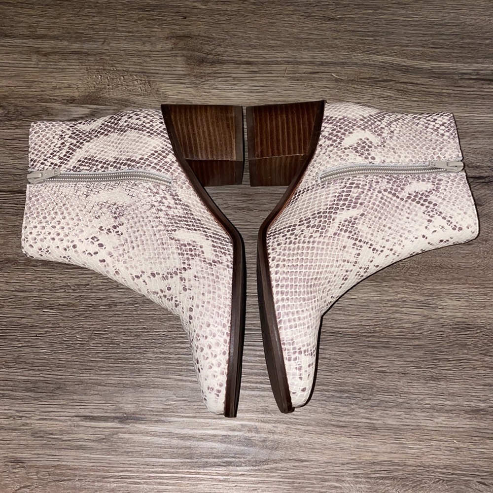 Seychelles For the Occasion Snake Bootie size 6.5 - Picture 4 of 6